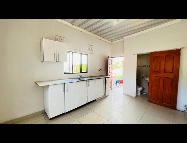 2 BEDROOM PROPERTY TO RENT IN PARK HILL